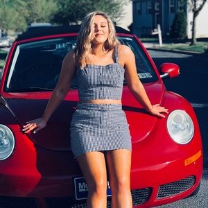 Meet your Posher, Julia